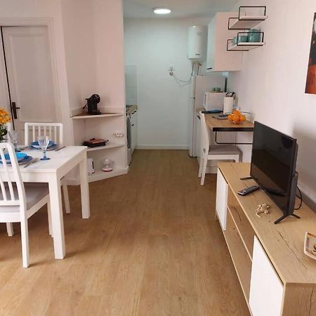カレタ・デ・フステ Puerta Del Sol Casa Ilariaヴィラ エクステリア 写真